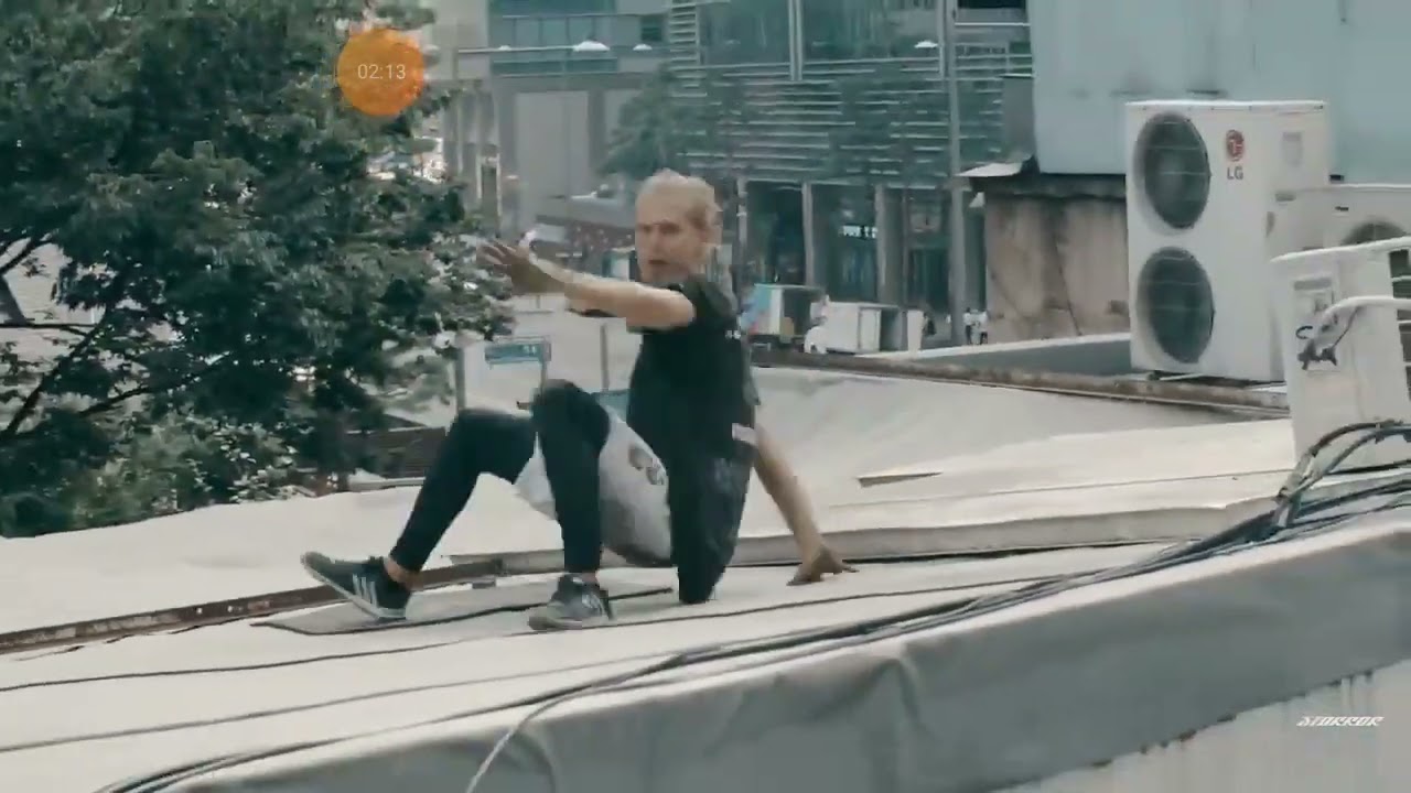 Dominik kandrac woching packour and freerunning