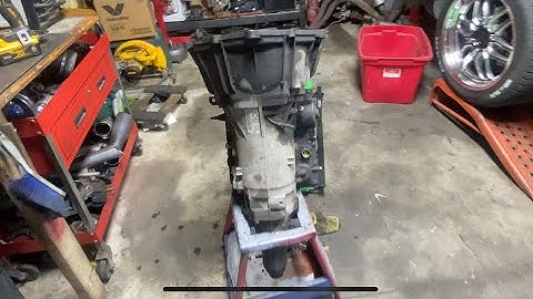 How to remove a 4l60e Transmission pump and install the pump,