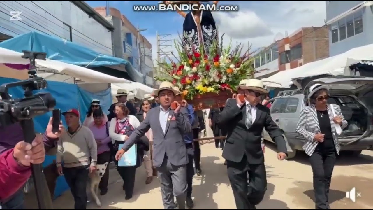 Gran Banda Exclusiva Sinfonía Perú - Al Señor de los Milagros N° 4