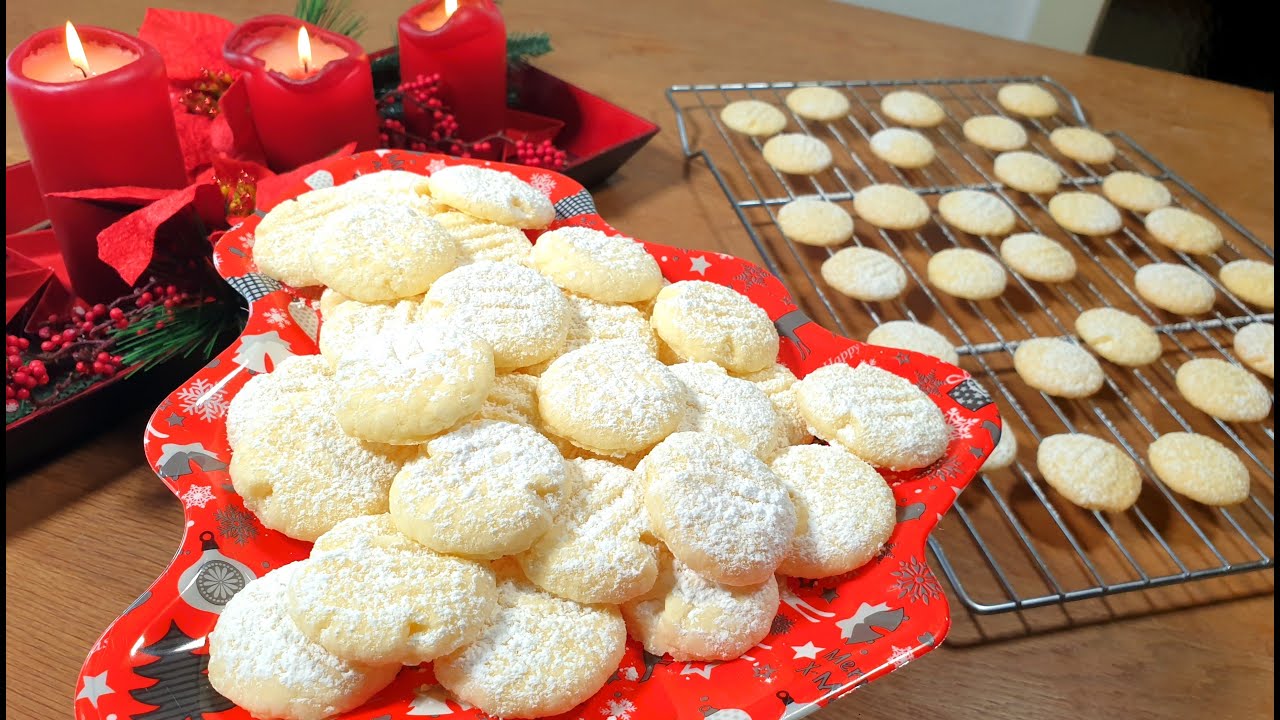 MELT-IN-YOUR-MOUTH German Snowflake Cookies/Schneeflöckchen - Christmas ...