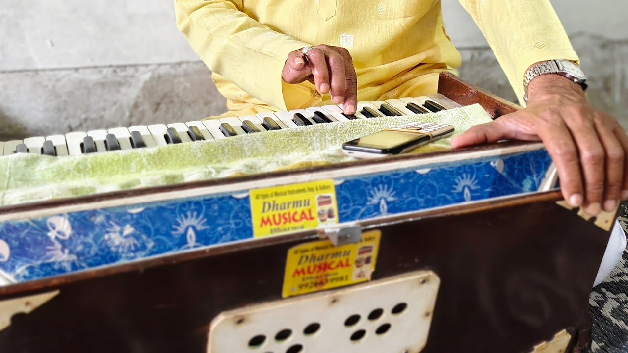 harmonium ustad raju rana ji pilyeng harmonium YouTube