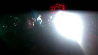 Bengü - İki Melek (Canlı)