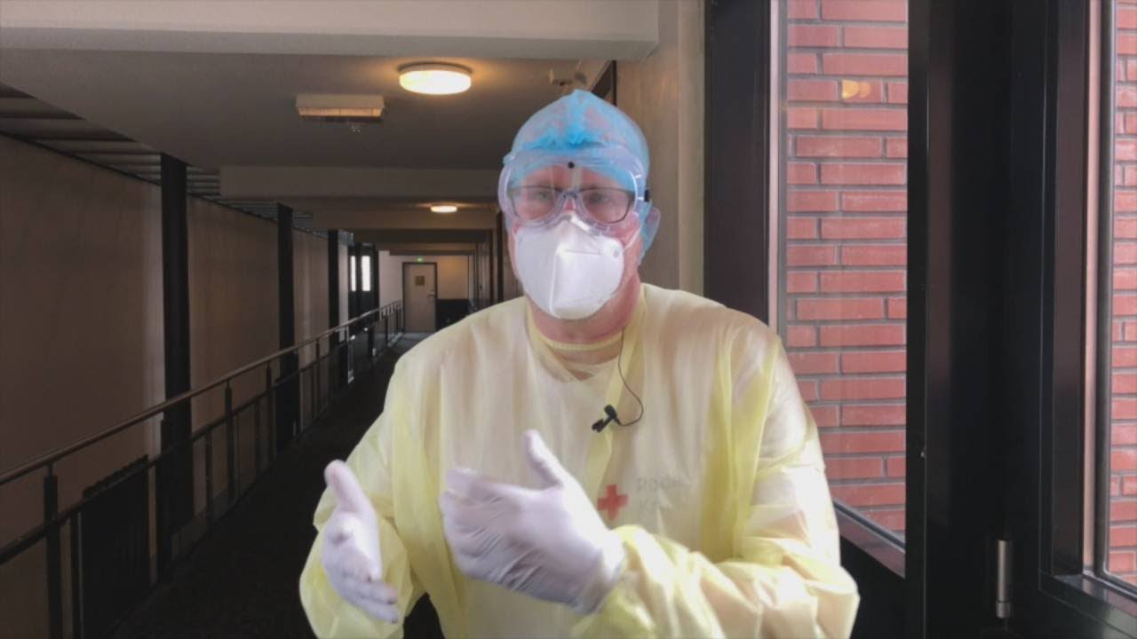 Werken in een coronahotel, Patrick doet het: 'Ook hier sterven mensen'