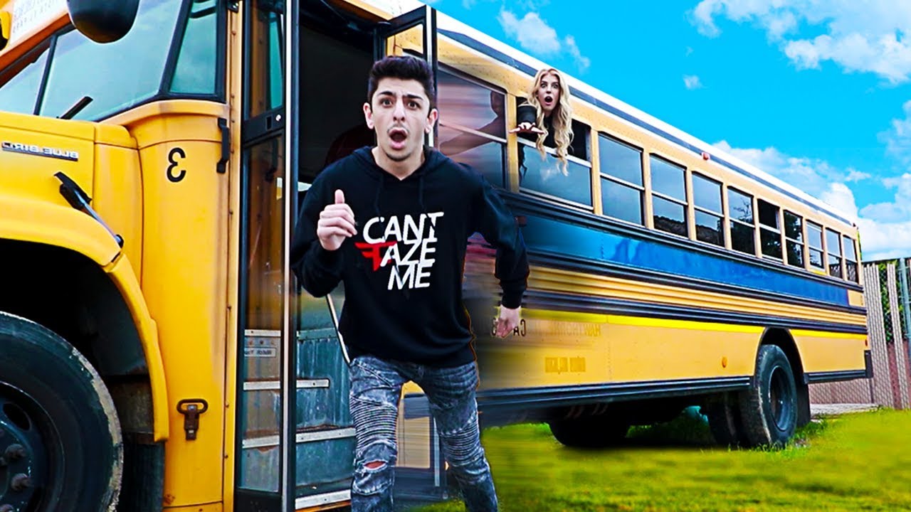 vlogs in spanish 24 Hours to ESCAPE the Mystery Room w/ Rebecca Zamolo (Secret Safe Found)