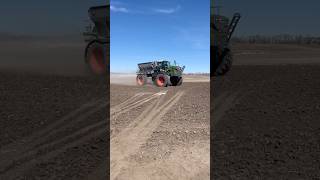 High yield starts here. 🌱 Spreading urea blend with the Fendt Rogator and New Leader 720 spreader!