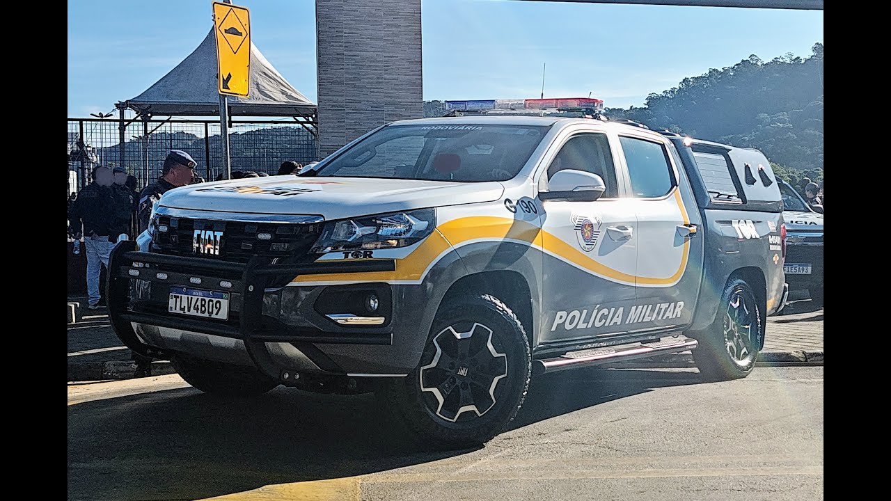 Saída de viaturas da Polícia Militar Força Tática BAEP Guarda Civil para Operação Impacto Integrada