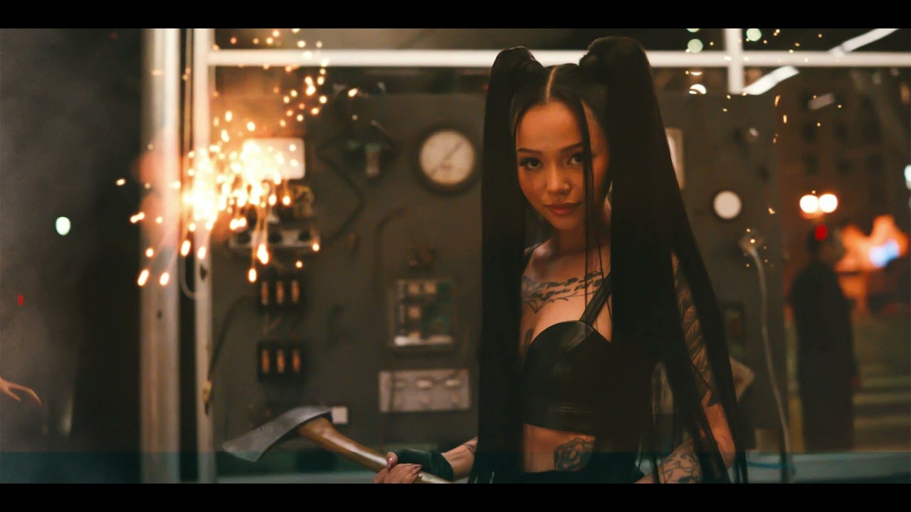 Bella Poarch Dolls (5x Speed) YouTube