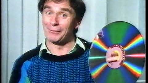 Johnny Ball Explains How CDs and LaserDiscs Work (1988)