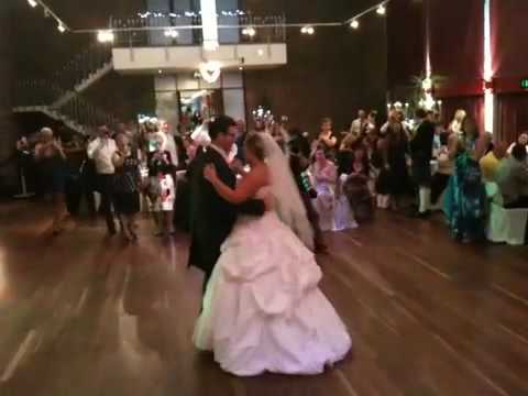 Matthew + joanne's wedding first dance