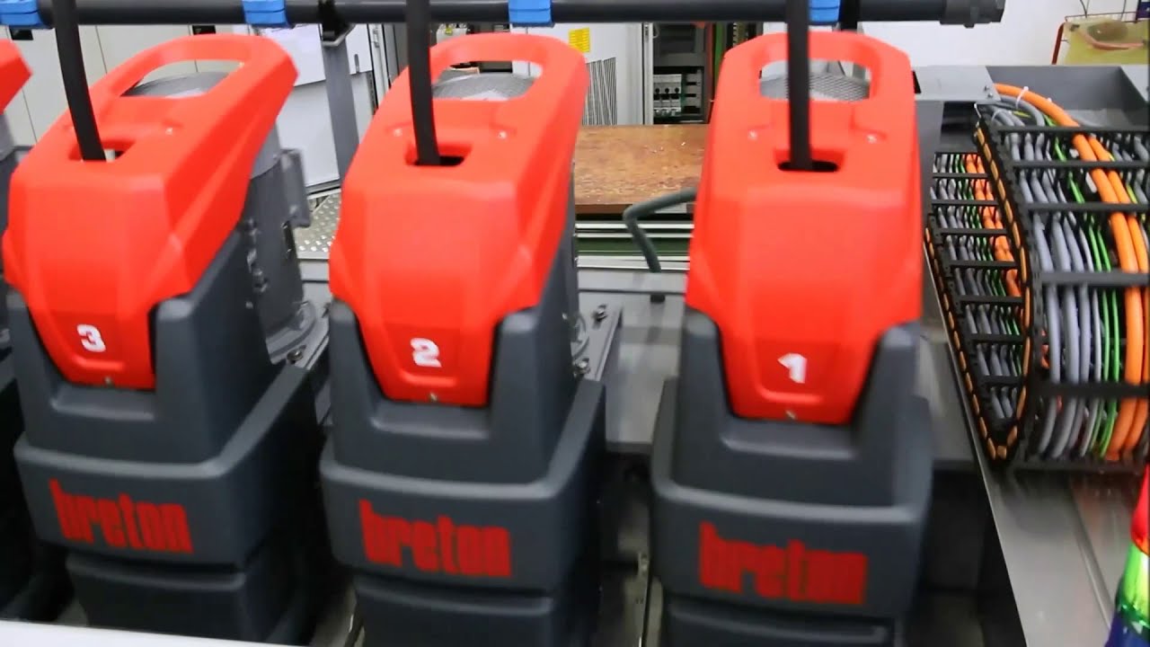 machine gun Breton Luxmaster TANGO at Marmomac 2017