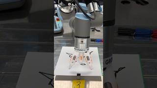 Drawing Robot arm UR3e #3dprinting #in3d #robot #shorts