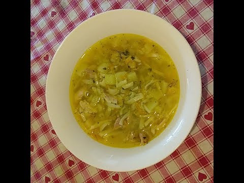 Video: Come Fare La Zuppa Di Pollo Con Le Tagliatelle Fatte In Casa?