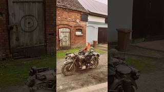 A Ty czym jeździsz? 😈#motocycle #motocykl #redhair #retro #rockgirl #motogirl #dniepr