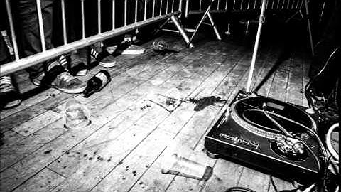 Cimm & Content - One Weapon [Clip]