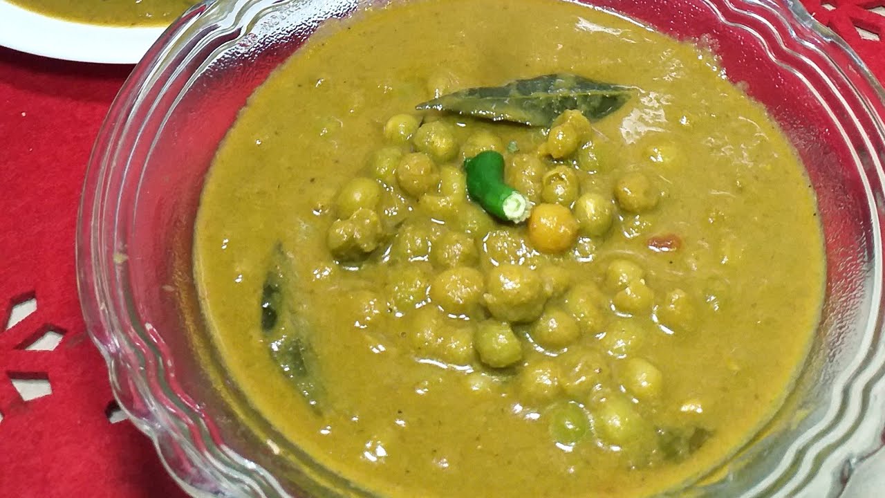 Goan traditional dry green peas curry (Tonnak) goan vegetarian