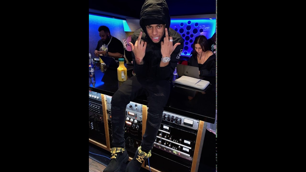 NLE Choppa - All Eyes This Way (Full Unreleased Mix)