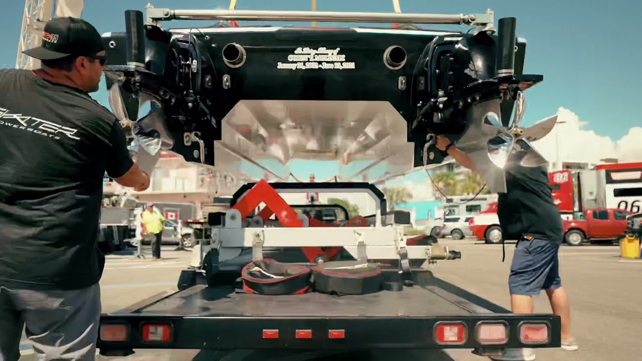 LiquorSplit at the 2021 Roar Offshore Fort Myers Powerboat races! YouTube