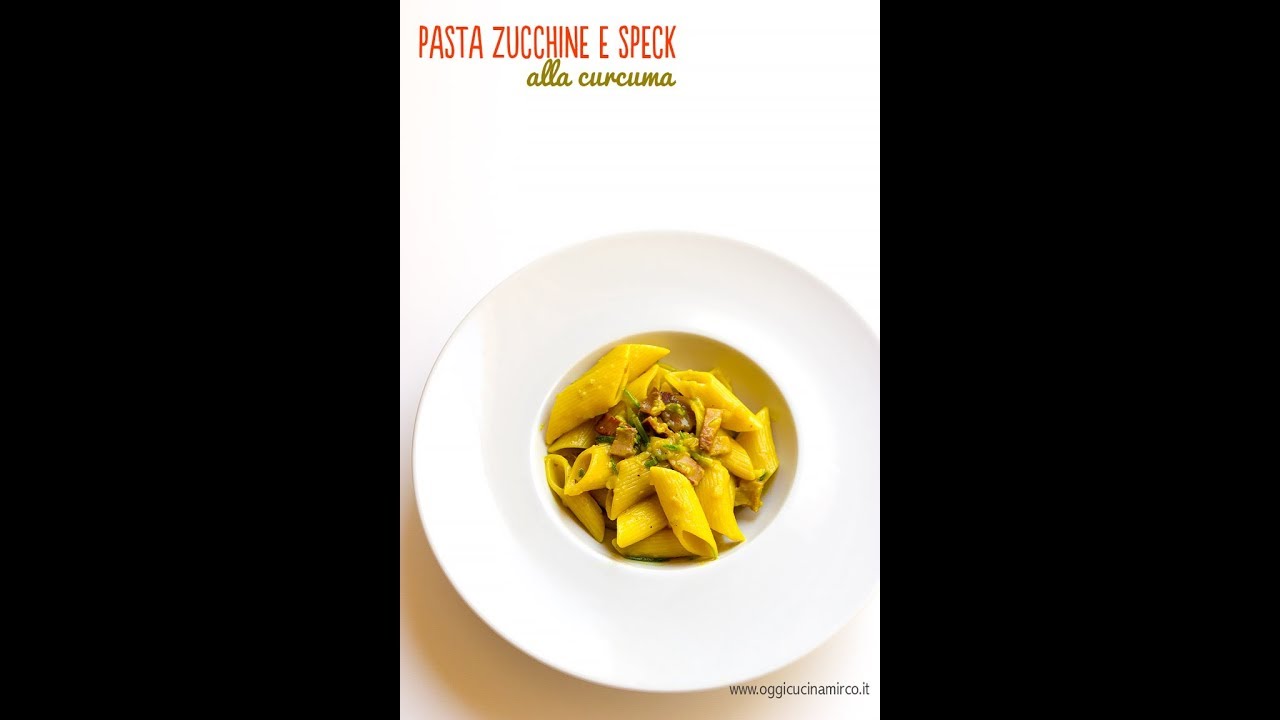 Ricetta: Pasta zucchine e speck alla curcuma - Oggi Cucina Mirco - YouTube