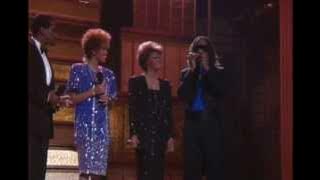 Dionne Warwick, Stevie Wonder, Whitney Houston, Luther Vandross ' That's What Friends Are For ' .