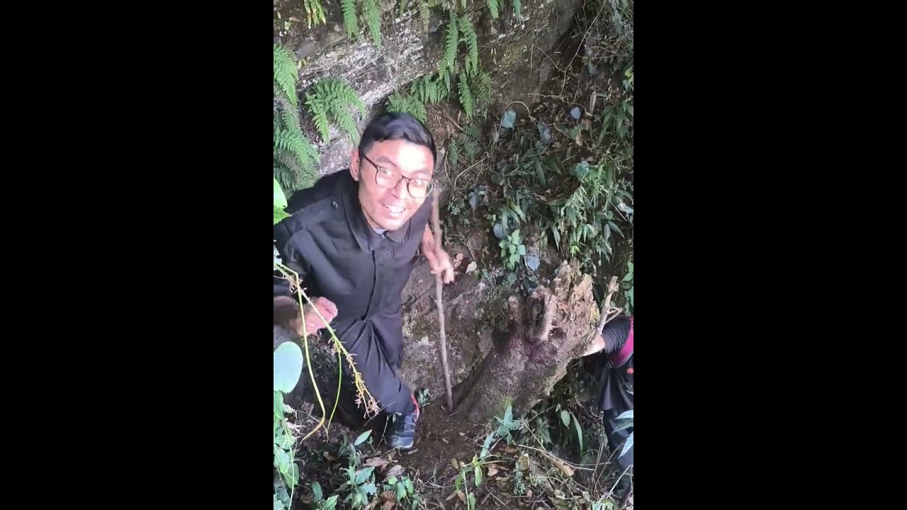 Trekking to Sovino Tsiekrie Mezoma Village 