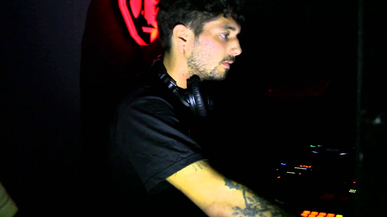 Leo Salom live TERRACAVA  _ OBERON EDITION // 23/7/2014 // Animal 21