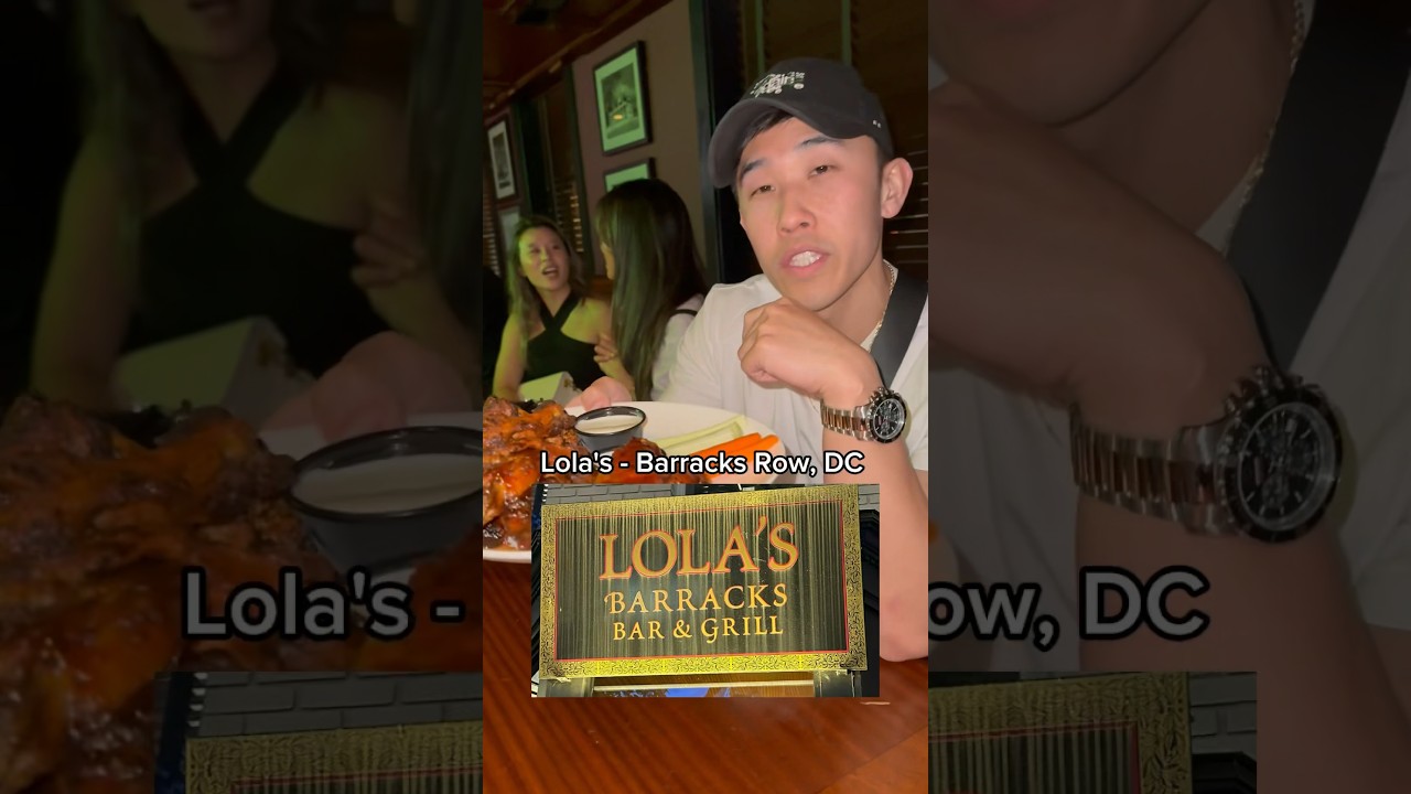 Lola’s (Buffalo and Sweet Chili Wings) - Barracks Row #wings #chickenwings #airfried