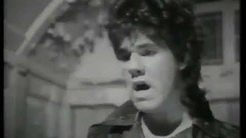 Gary    Moore           Empty    Rooms   Official   Video    HD