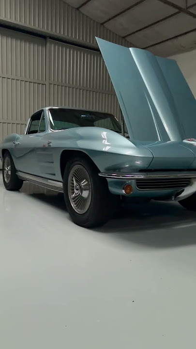 How hot is this Vette?!?🥵