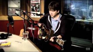 Video thumbnail of "Darren Hanlon - Folk Insomnia (Live On Triple J)"