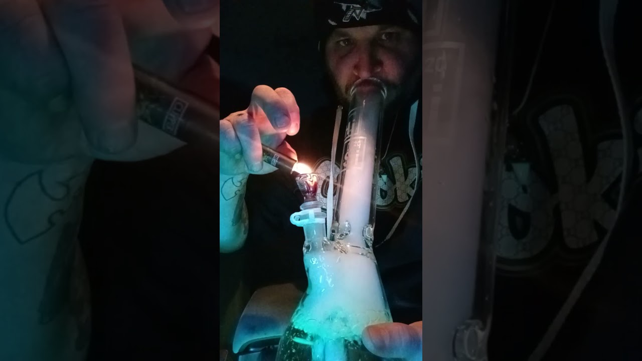 Straight gas to the dome fat rips off the Hisi Beaker,