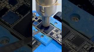 iPhone Repair 🤝✅ #mobilereparingclasses #foryou #microsoldering