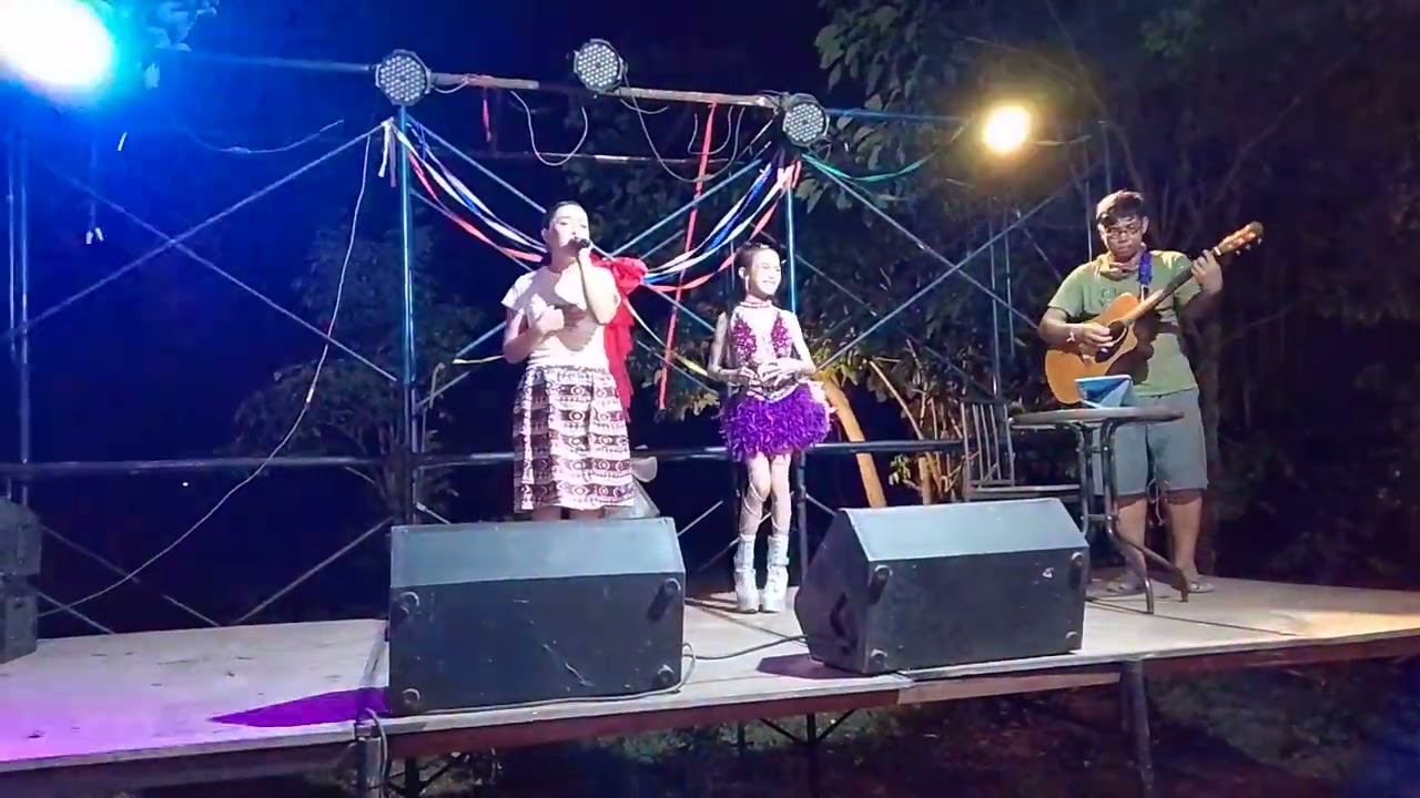 หอบฝันข้ามโขงกับน้องธิดาลาว