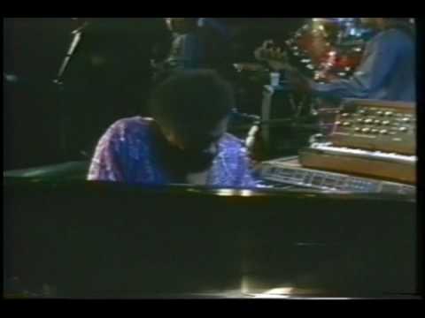 Putar Melodies Of Love - The Crusaders