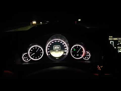 Araba Snap gece Mercedes E250 hız Snap