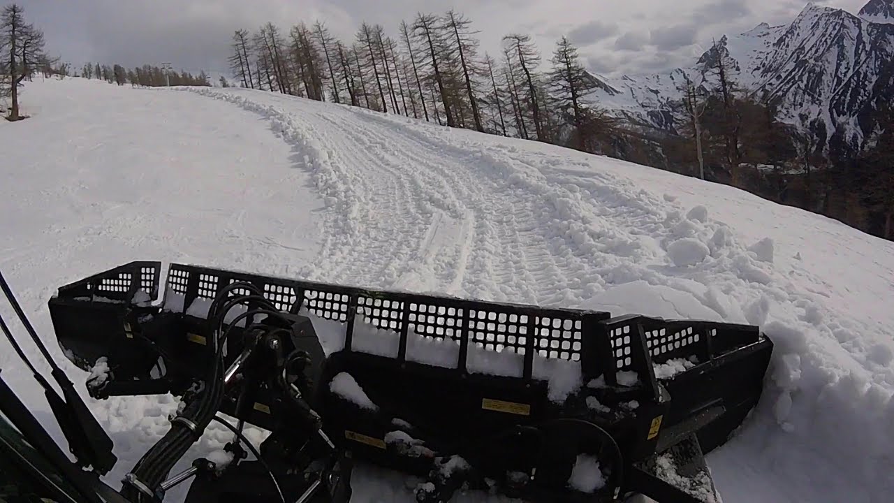 Pistenbully 200 ONBOARD - Snowcat Amazing Work