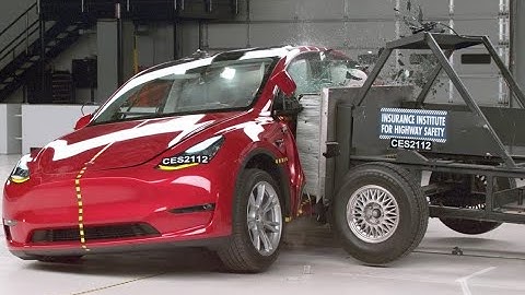 2021 Tesla Model Y original side crash test (extended footage)
