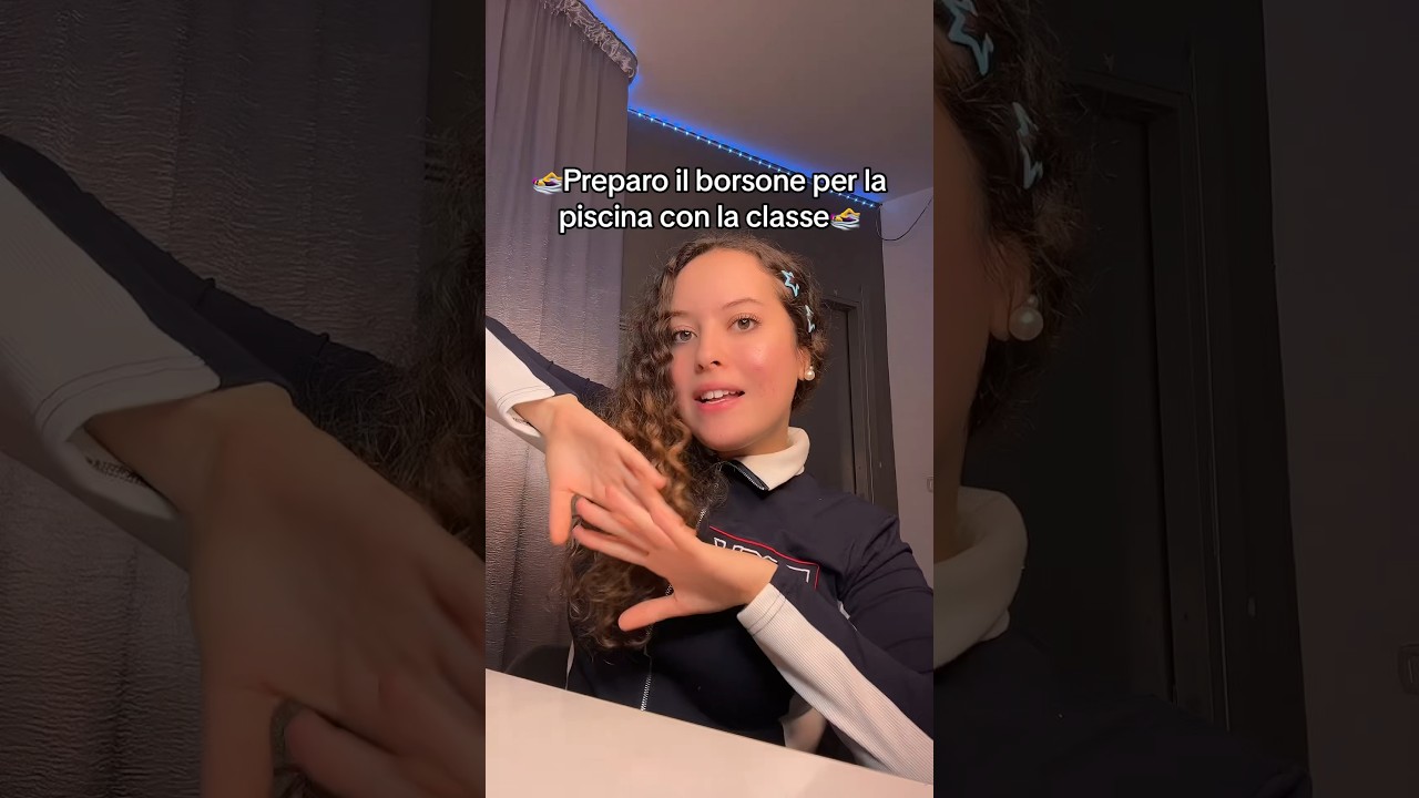 Vado in PISCINA con la mia CLASSE di SCUOLA📚🏊‍♀️ - YouTube