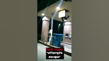 Police Catch Robber In The Act!