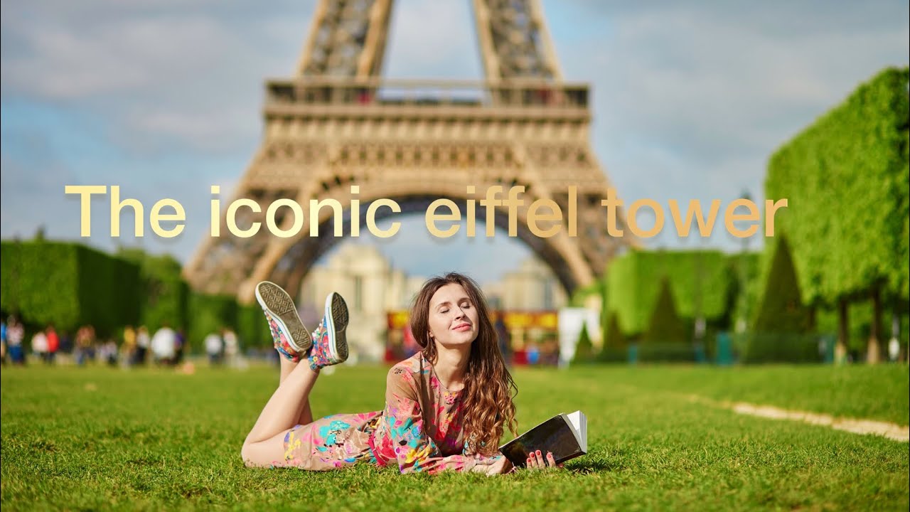 The iconic view of Eiffel tower 