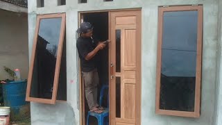 cara cepat memasang pintu buka dua || tukang kayu vs tukang las