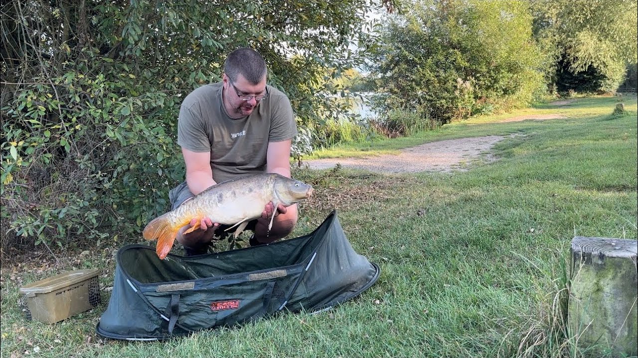 Carp fishing: 24h session at Barston lake *English subtitles * Lov kapra v UK