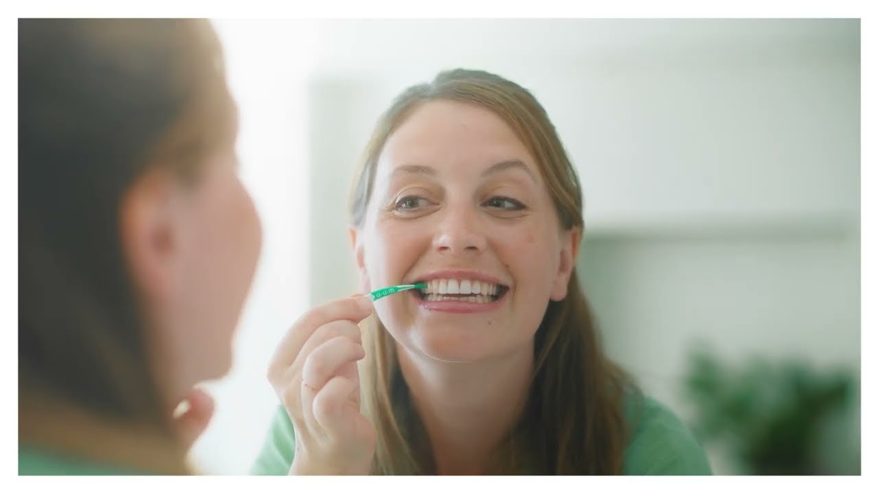 GUM® SOFT-PICKS® PRO Interdental Brush