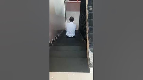 Effect of gravity on frictionless surface