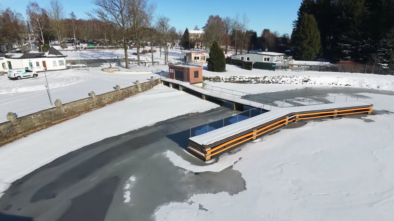 Filzteich Schneeberg im tiefsten Winter | Erzgebirge Luftbilder