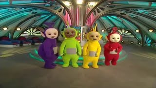 Teletubbies: Paddling By The Sea (2001)
