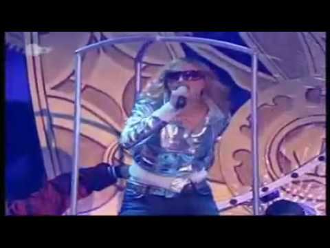 Madonna - Hung Up (Live at Wetten Dass)