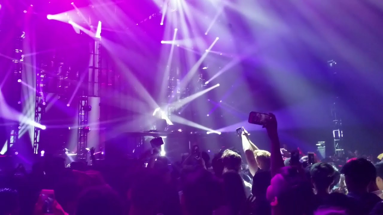 Martin Garrix Bill Graham Civic Auditorium In S F YouTube martin-garrix-bill-graham-civic-auditorium-in-s-f-youtube