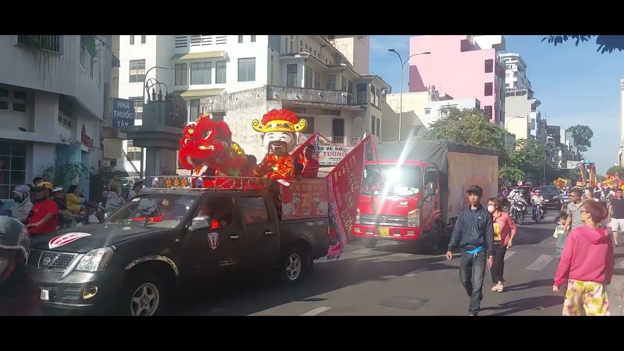 Sáng 29 Tết Chùa Bà Thiên Hậu 