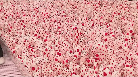 Buffalo AKG Art Museum's masquerade event