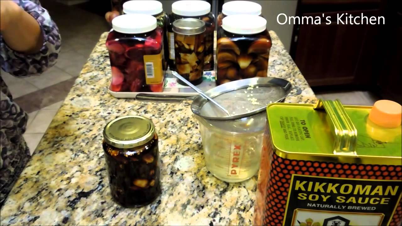 Easy Korean Raw Garlic & Jalapeno Pepper Pickle in Soy Sauce (고추장아찌, 마늘